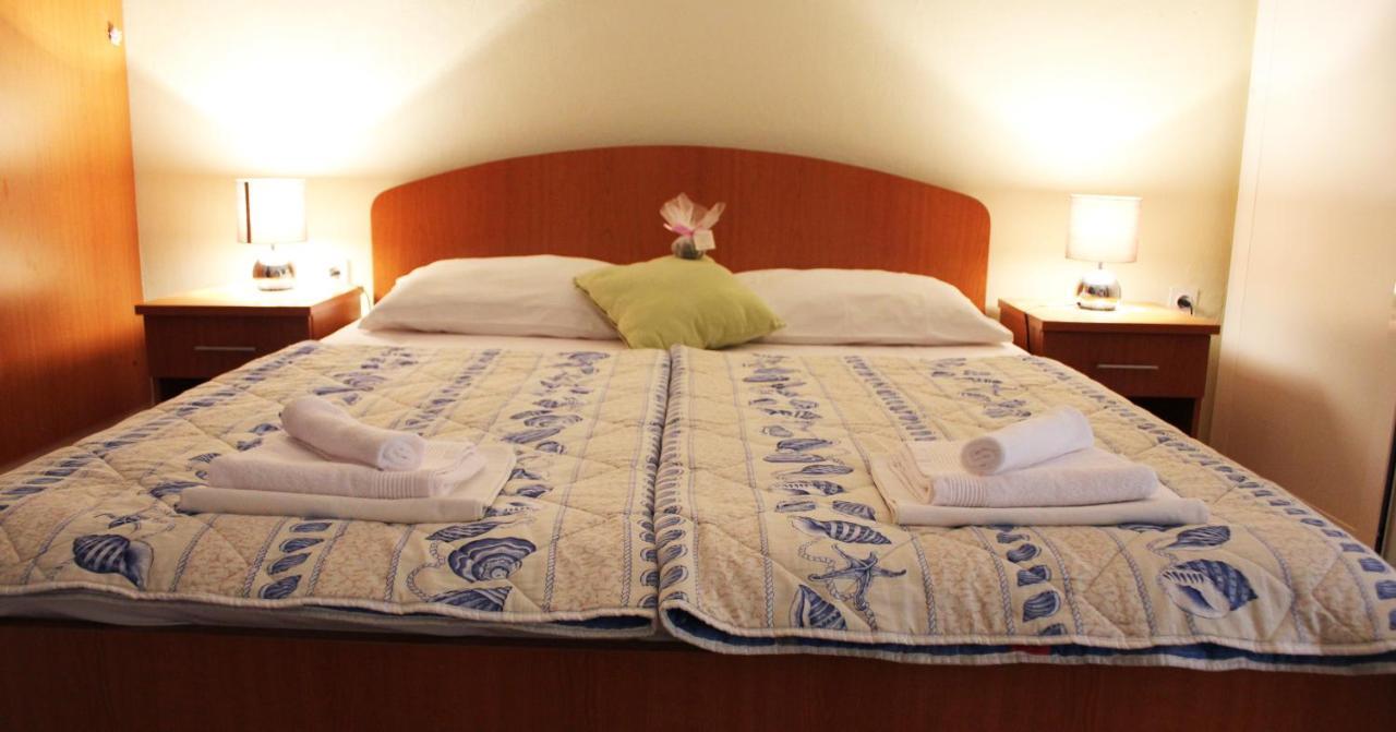 Guesthouse ポダツァ エクステリア 写真