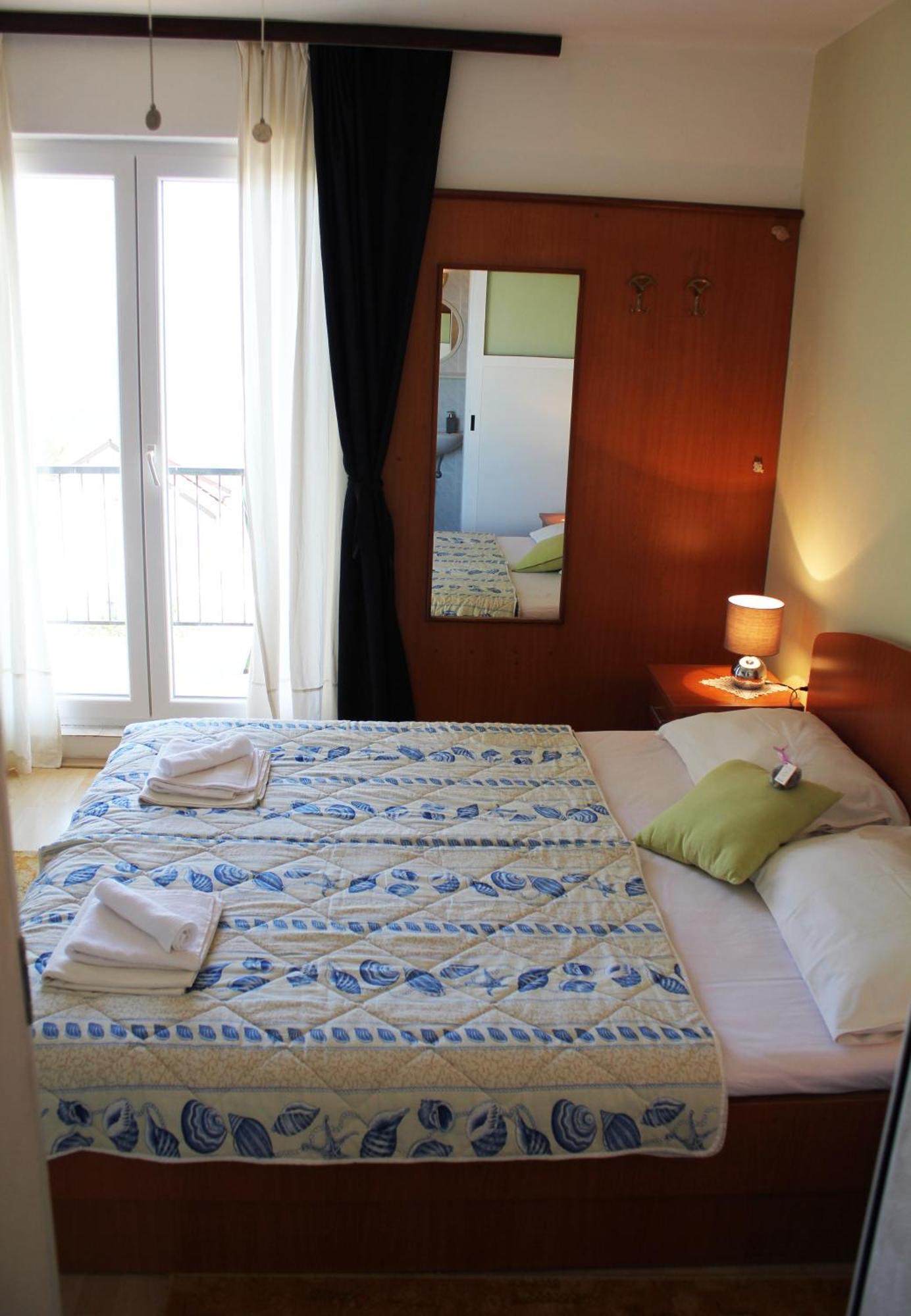 Guesthouse ポダツァ エクステリア 写真